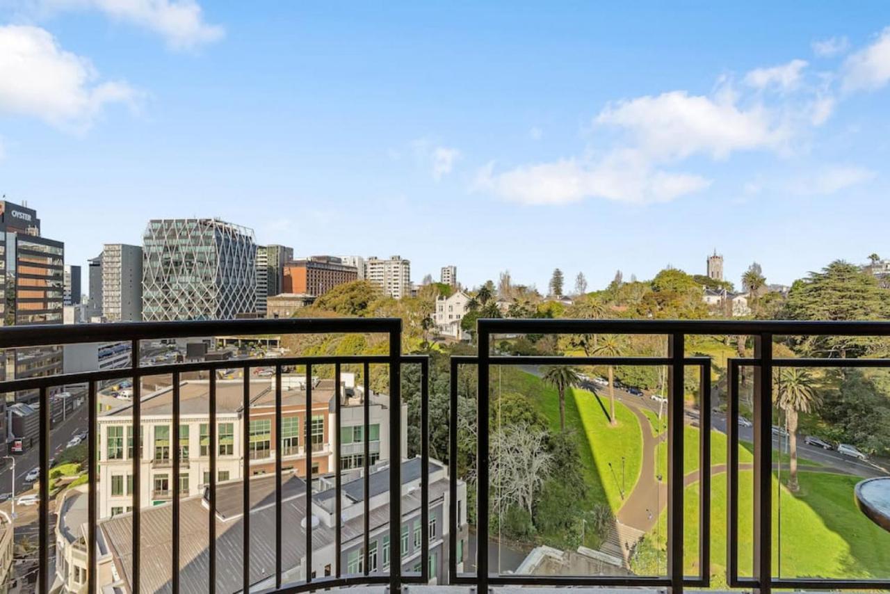 Quiet Grandstand - W Gympool Apartamento Auckland Exterior foto